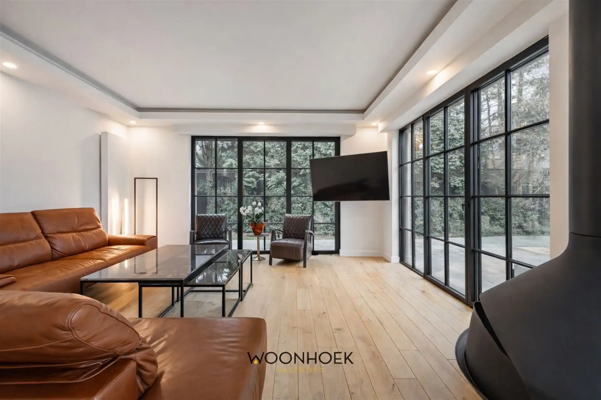 Luxueuze villa met zwembad en poolhouse te Zwijndrecht foto 3