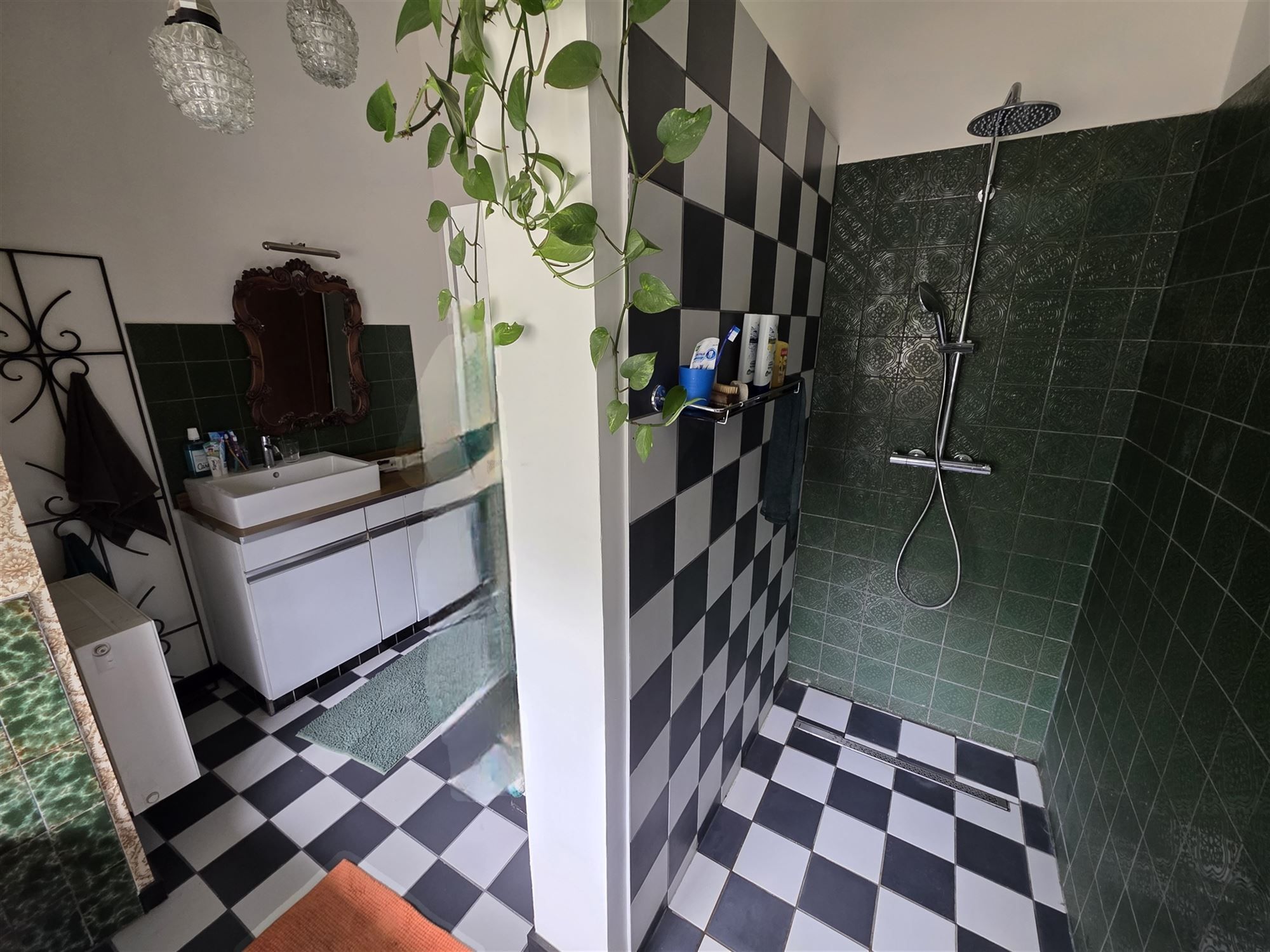 Gedeeltelijk vernieuwde boerderij op 903 m² foto 9