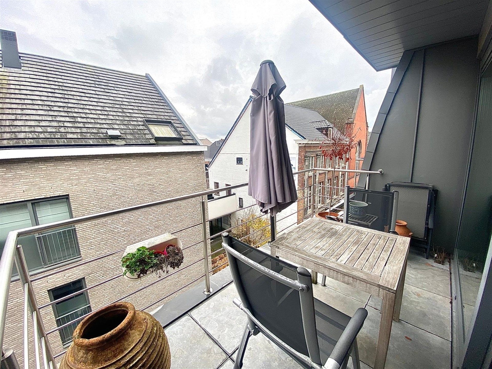 Luxe duplexappartement in het absolute centrum van Aalst foto 9