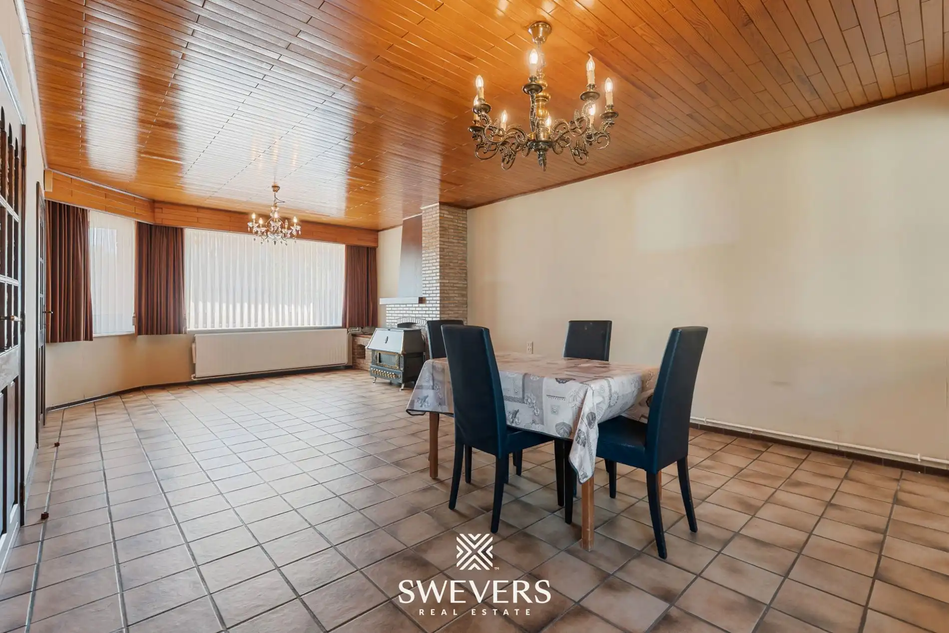 Half-open bebouwing met renovatiepotentieel foto 4