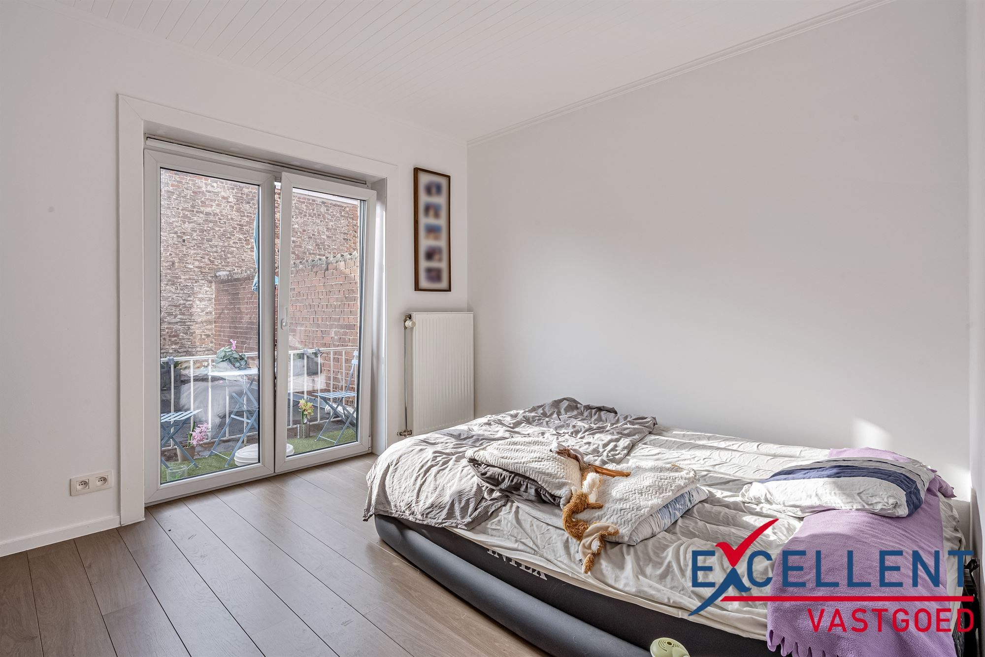 Instapklaar en gerenoveerd appartement centrum Deinze te koop foto 6