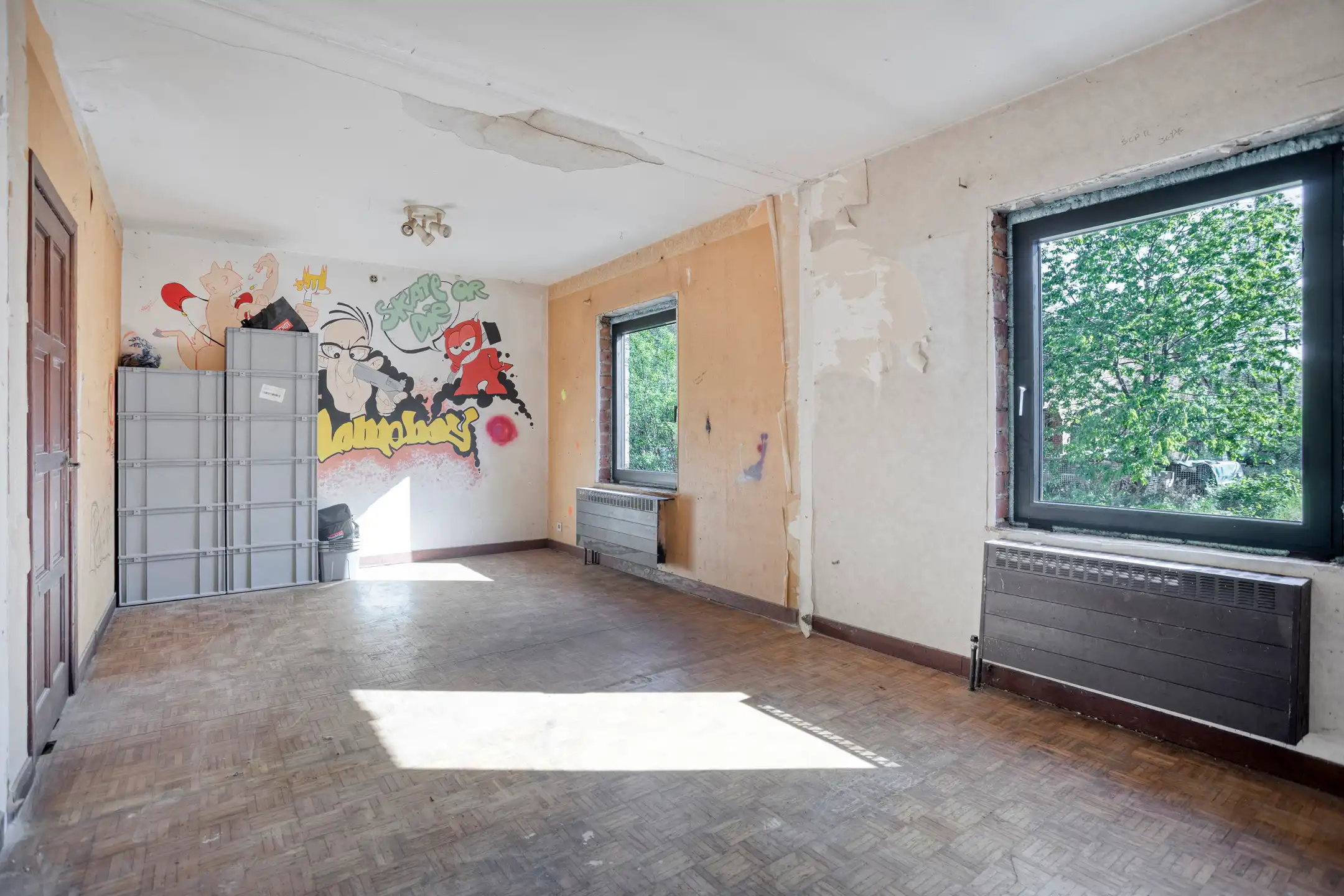 Te renoveren vrijstaande woning met veel potentieel foto 10