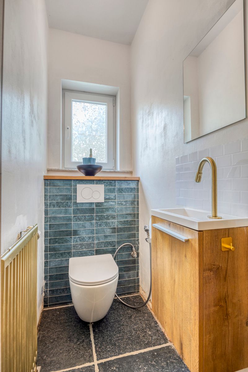 Zeer ruime gerenoveerde woning (± 398 m²) op een perceel van ± 60 are in het prestigieuze Bois de Strihoux foto 36