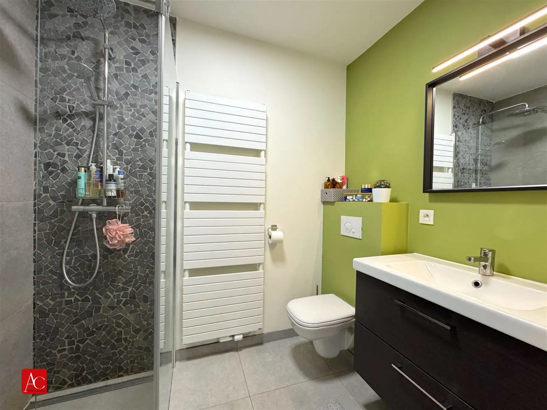 Appartement met 3 slaapkamers terras en garage foto 17