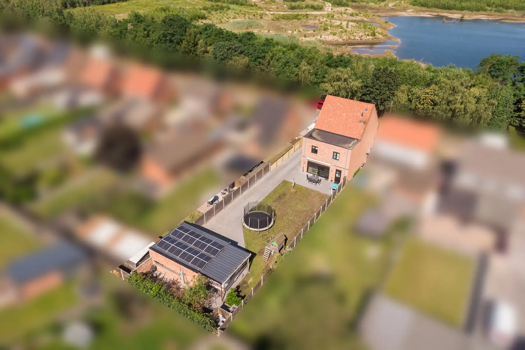 Recente BEN-woning met 4 slks en dubbele garage op gunstige ligging foto 32