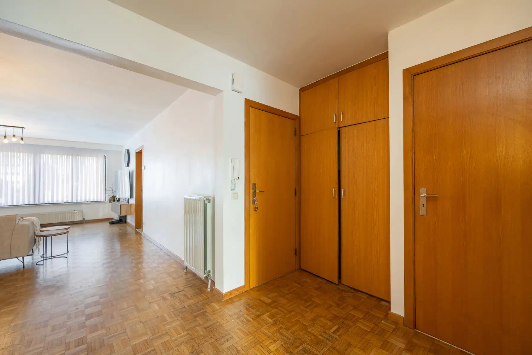 Rustig gelegen 2-slaapkamerappartement met terras foto 3