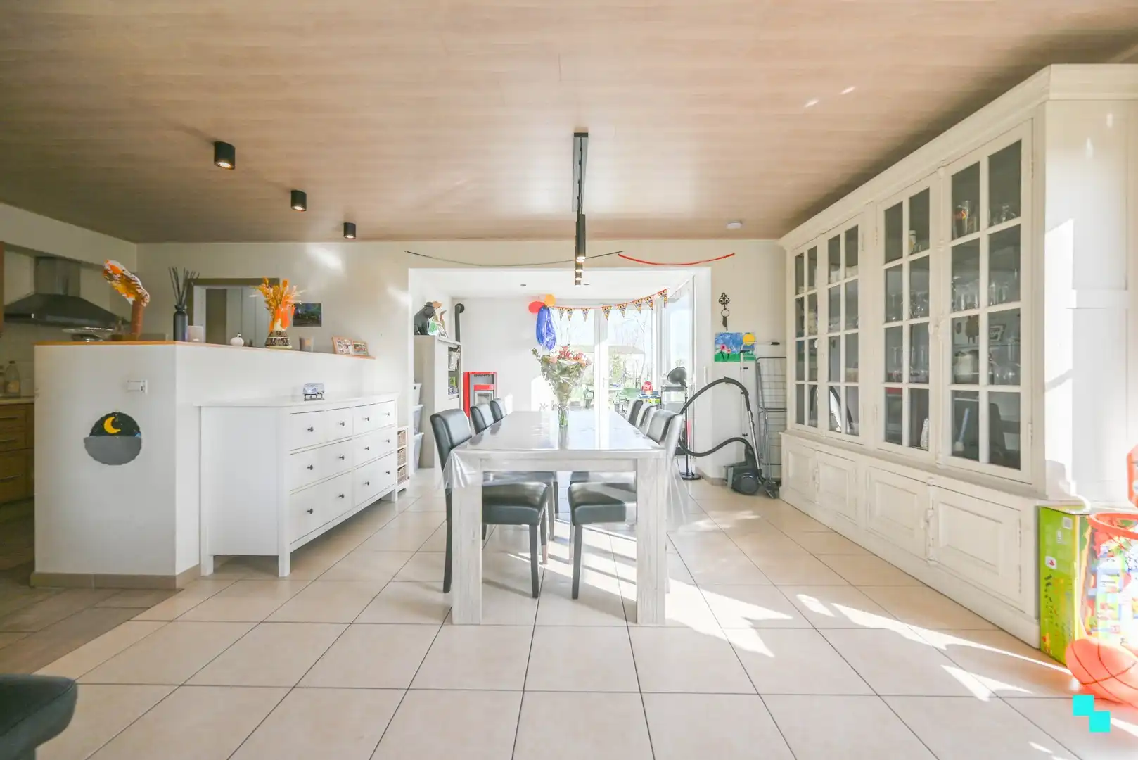 Halfopen bebouwing in rustige omgeving te Wielsbeke foto 6