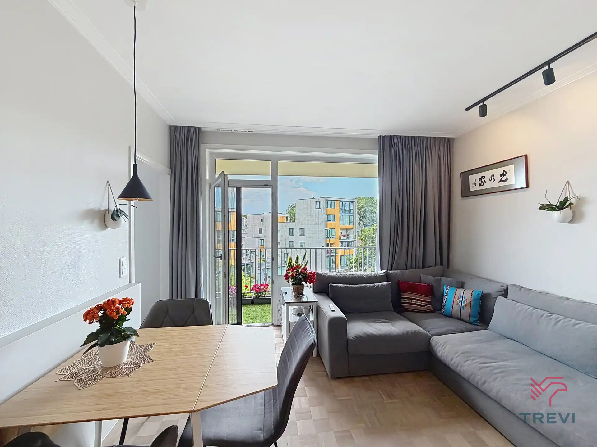 Gemeubileerd appartement met 1 slaapkamer foto 4