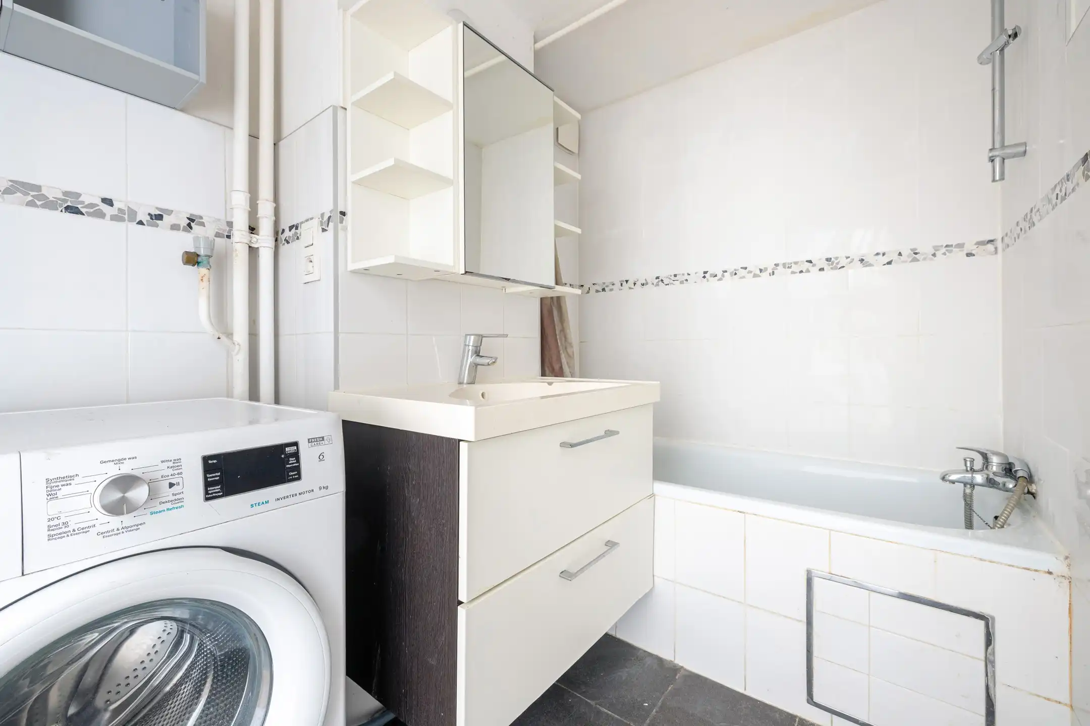 Ruime doorlopende woning met 1 slpkmr, 2 terrassen en EPB D foto 8