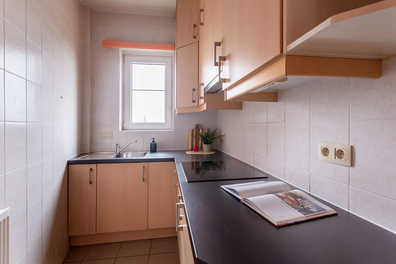 Comfortabele studio met terras vlakbij Centraal Station foto 8