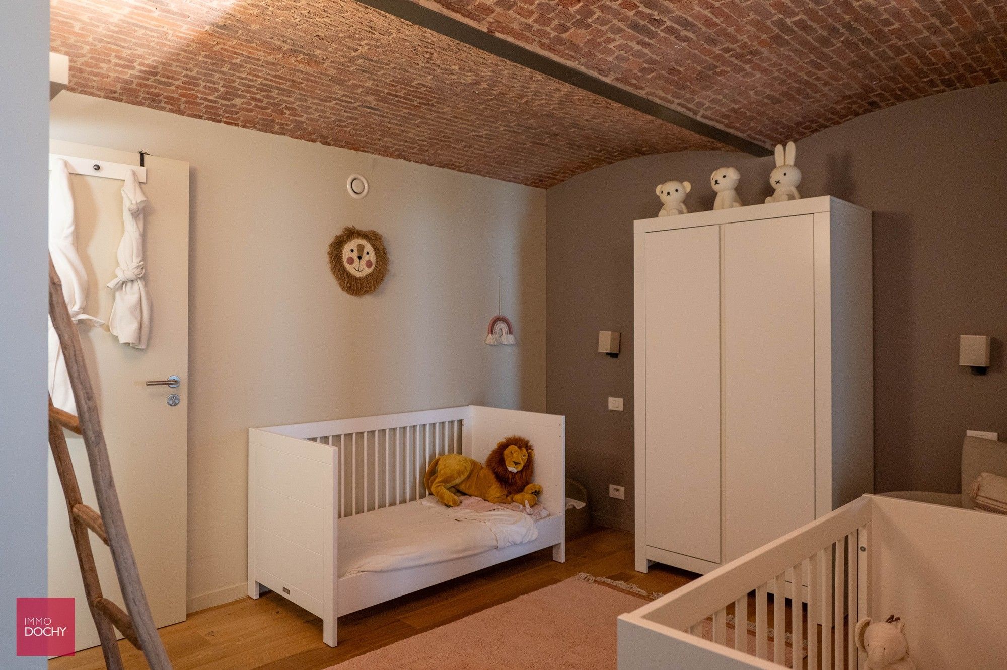 Sfeervolle ruime loft met frontaal zicht op het Kanaal - Spinnerijkaai foto 18