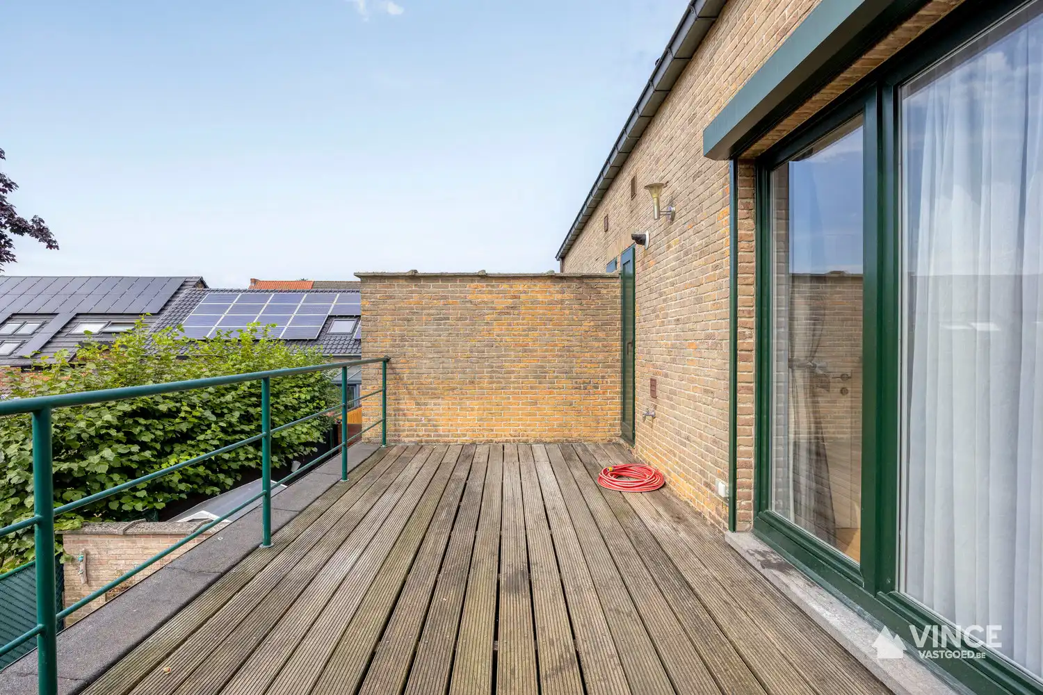 Duplex appartement met zonnig terras en garage foto 20