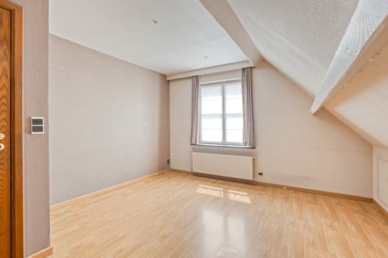 Landelijke woning met 3 slaapkamers en prachtige tuin TE KOOP in OOSTROZEBEKE! foto 30