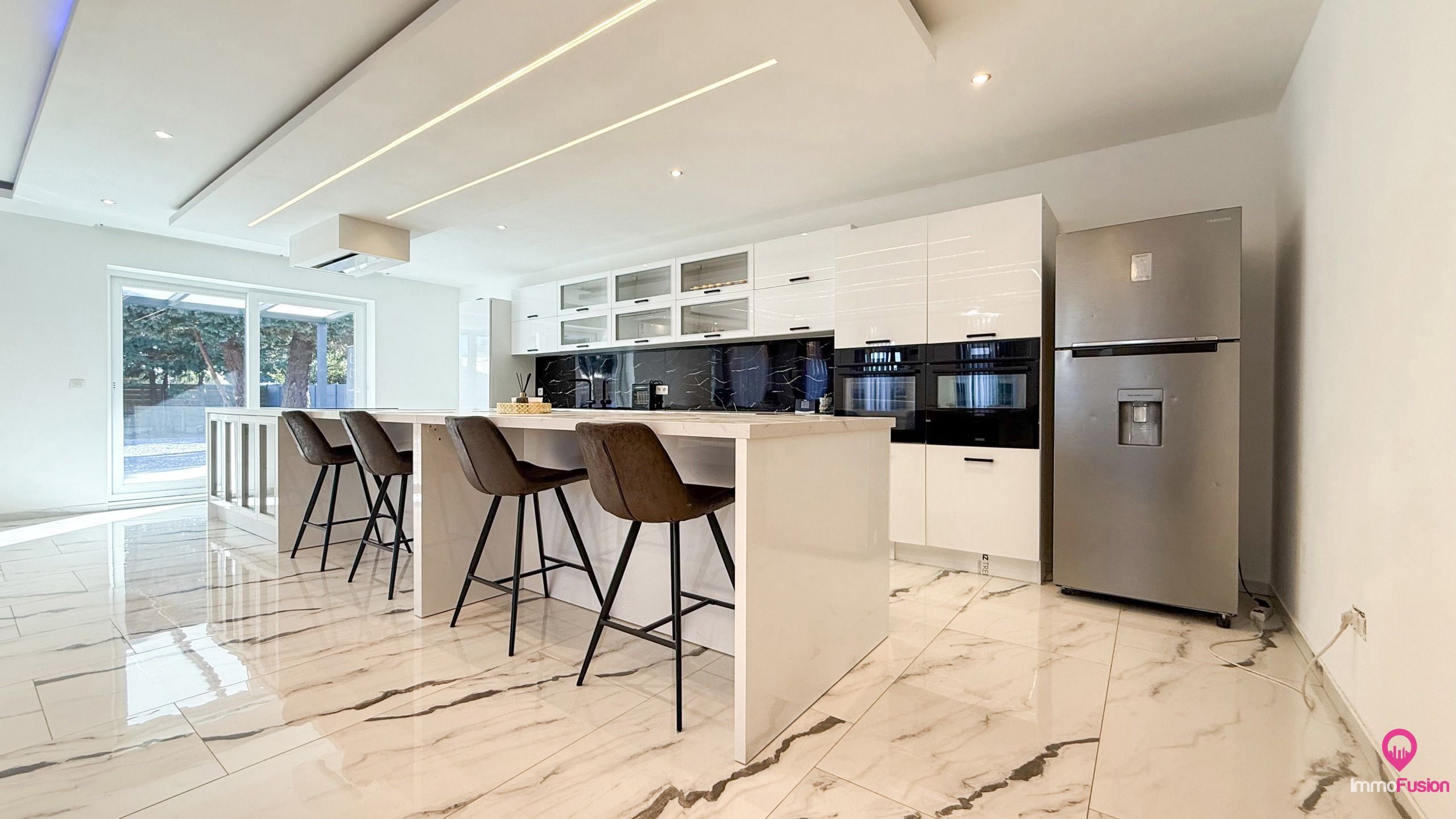 Instapklare woning met 5 slpks op riant perceel te Paal! foto 5