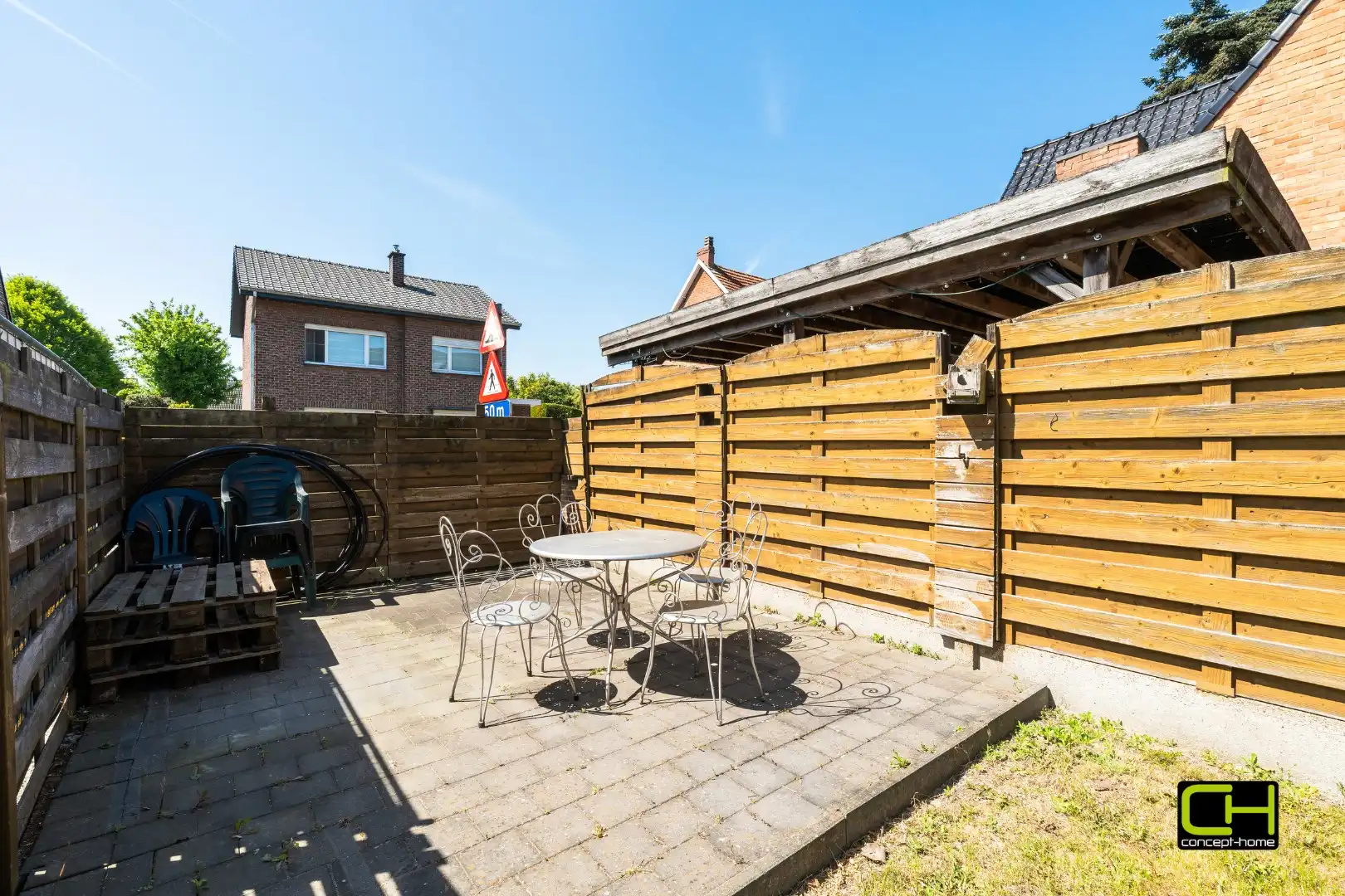 Vrijstaande bungalow met loods op een perceel van 865 m² te koop in Merendree foto 16