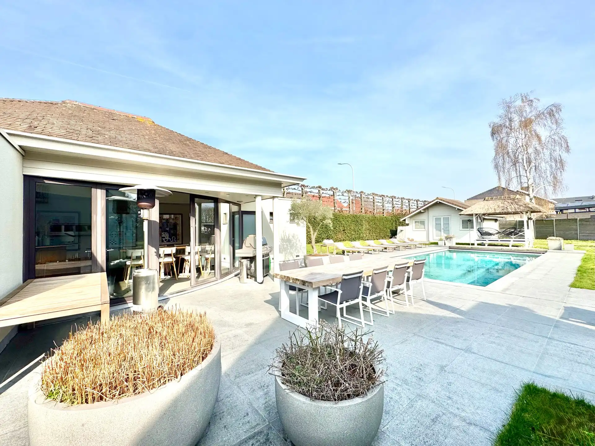 RUIME TIJDLOZE VILLA | 2.800 M² foto 52