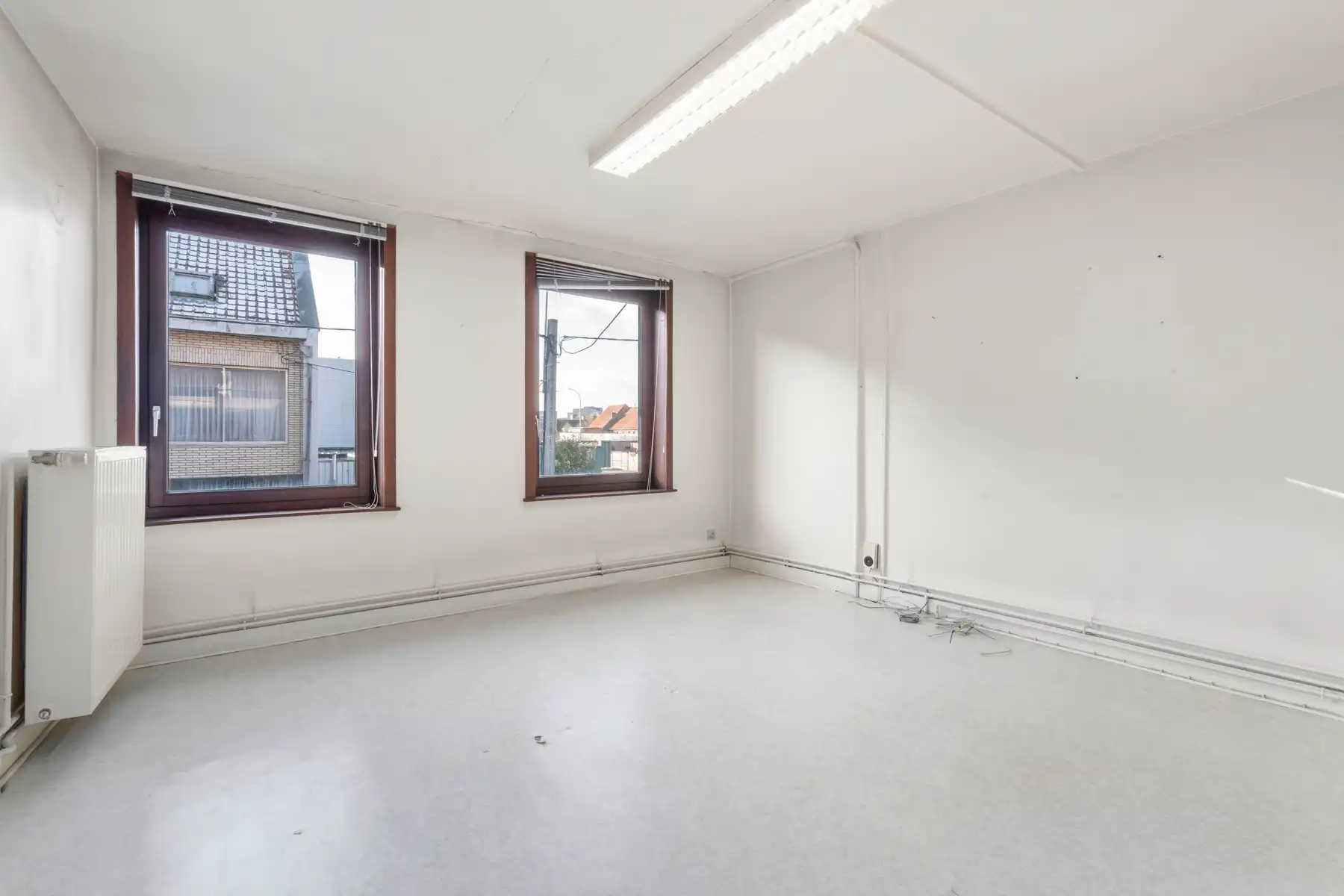 Te renoveren woonhuis op 219m²,centraal gelegen te Roeselare foto 8