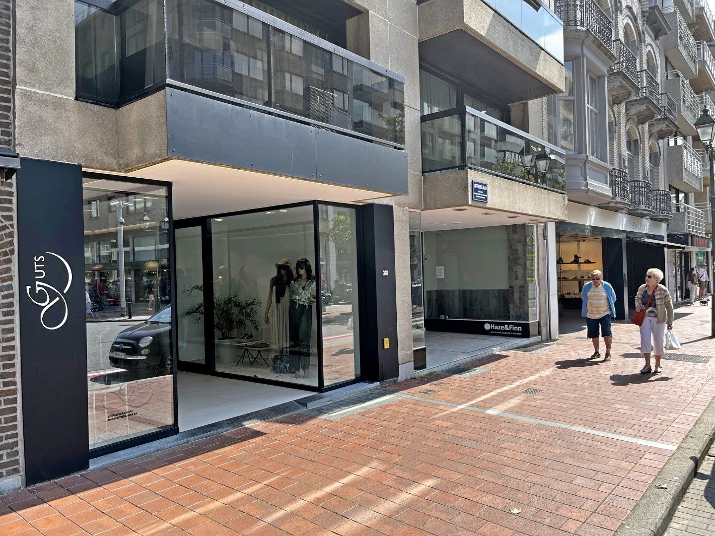 volledig vernieuwde zonnerijke winkel Lippenslaan 318  foto 7