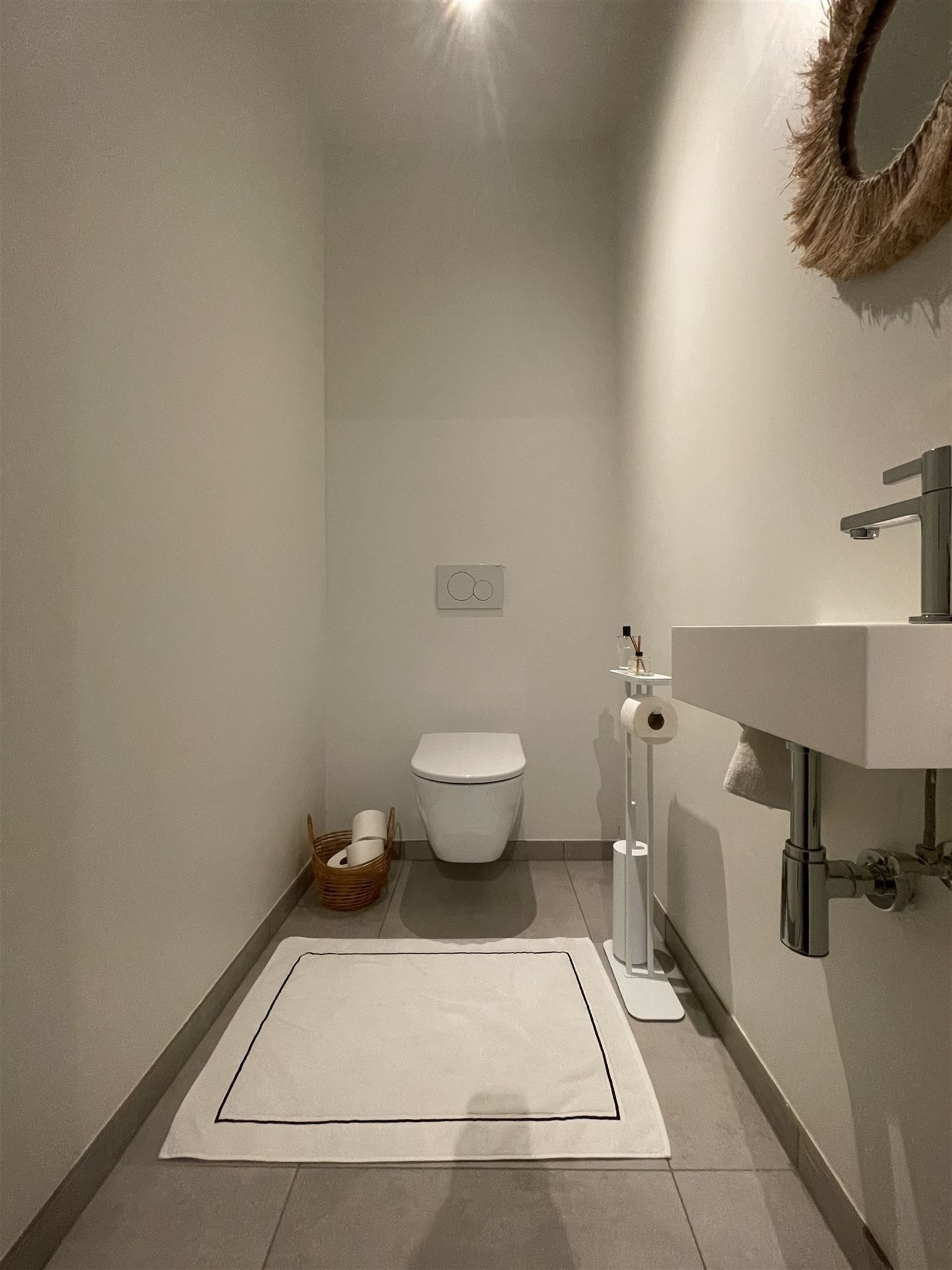 Prachtig gelijkvloers appartement met koertje en garage foto 7