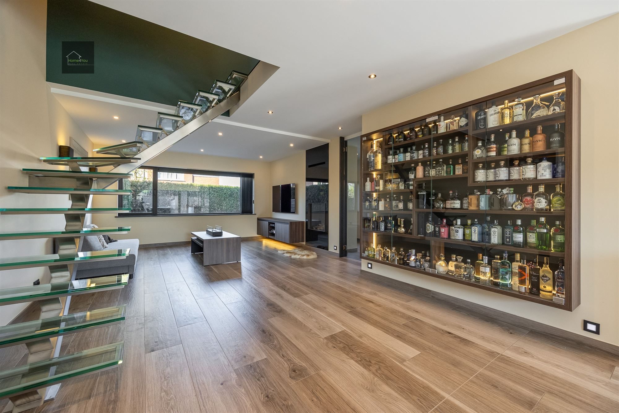 Moderne, energiezuinige halfopen woning in de rustige Vredewijk foto 4