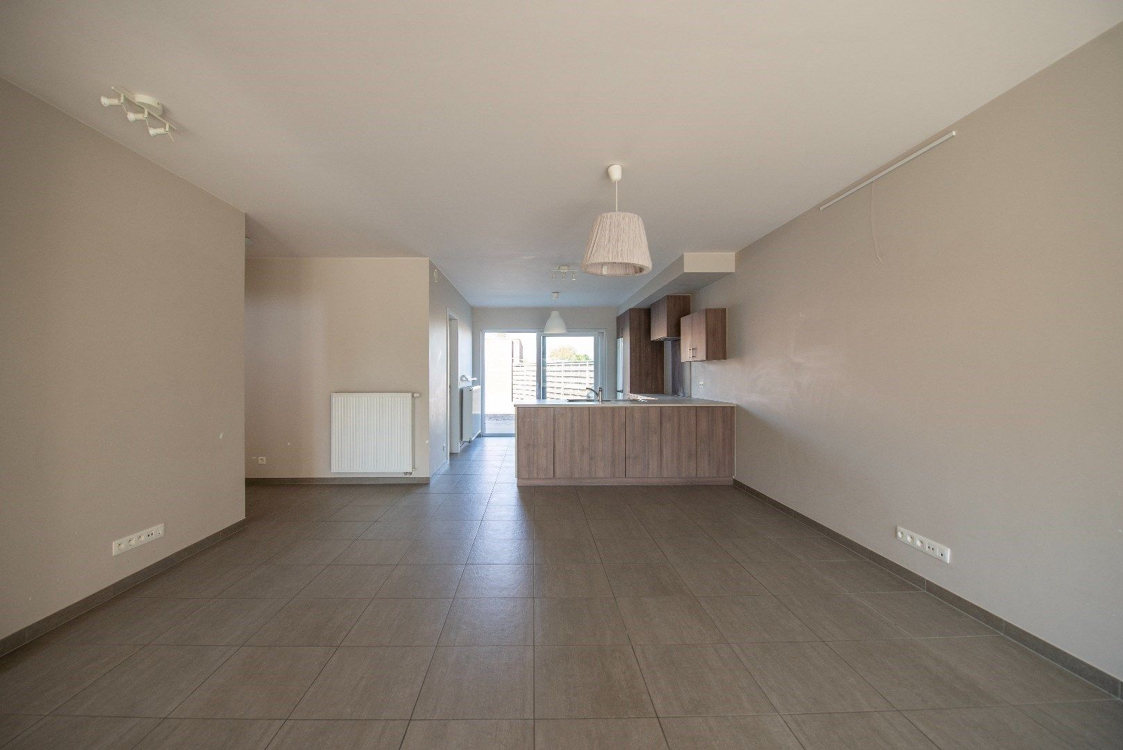 Recente energiezuinige instapklare woning met 4 slpk op centrale ligging te Ruiselede foto 5