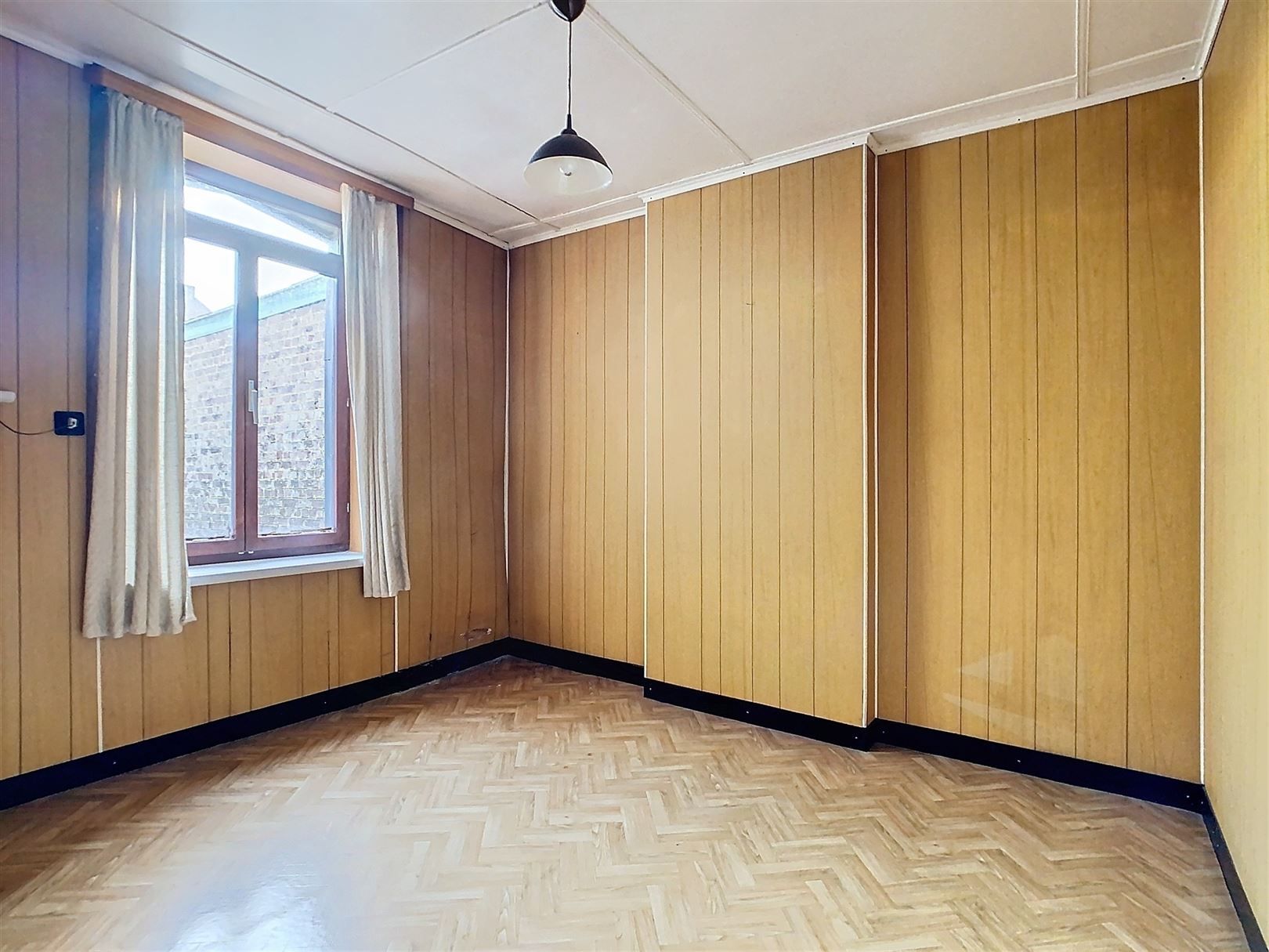 Te renoveren stadswoning, 2 slpks, zolder, tuin, 1a 25ca foto 24