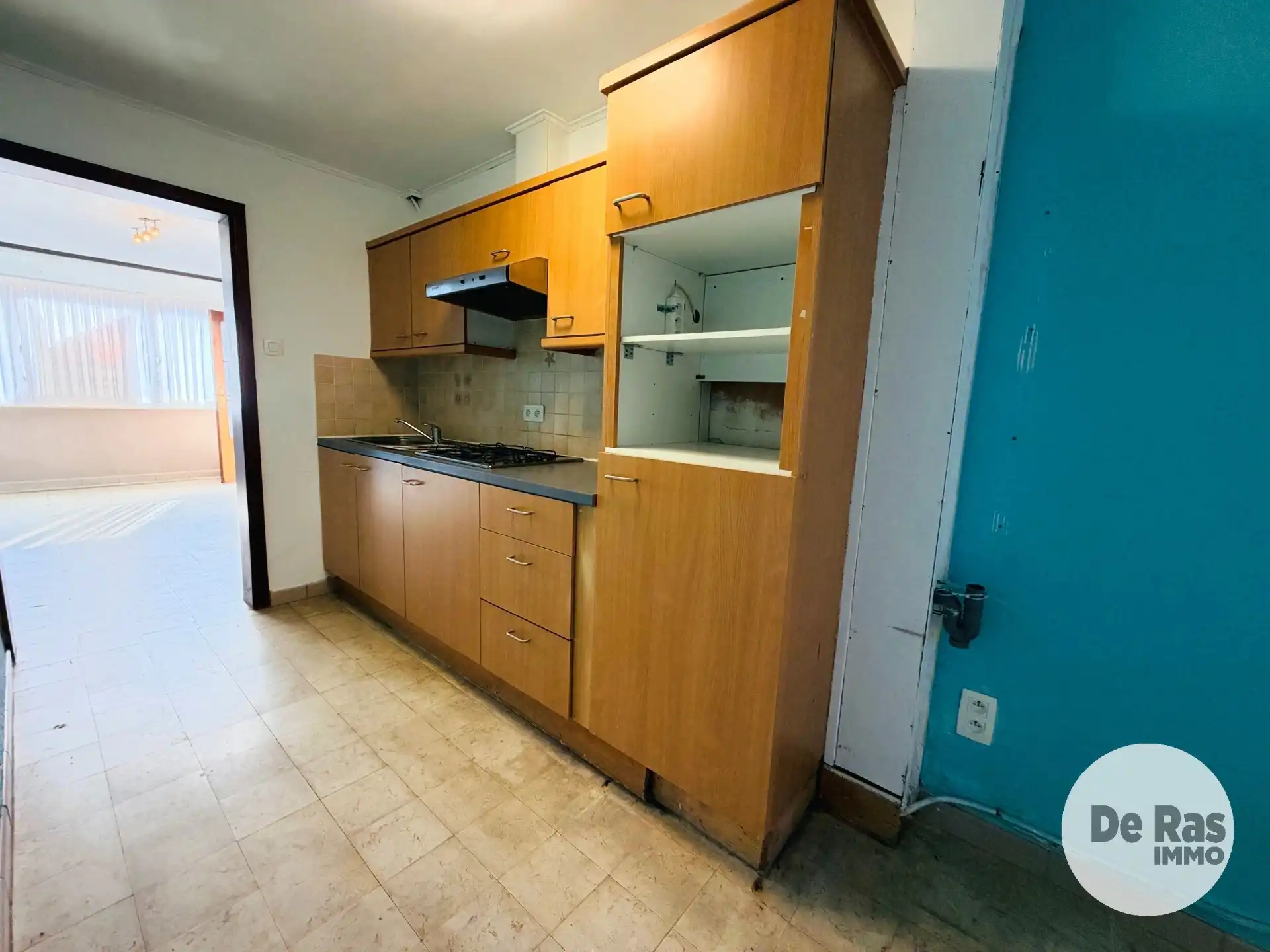 WETTEREN - Te renoveren appartement op centrumlocatie foto 5