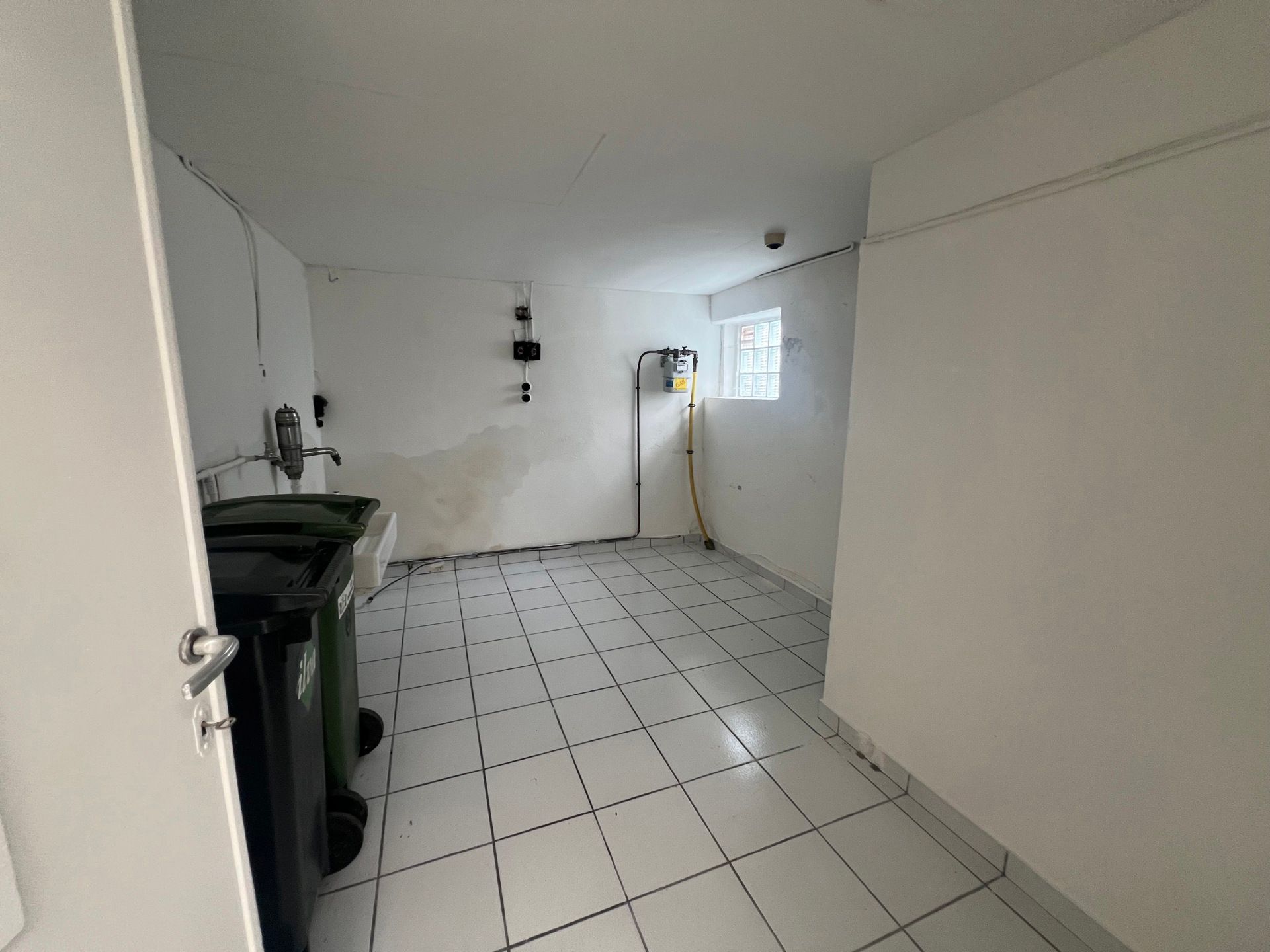 Volledig te renoveren woning nabij centrum Liedekerke foto 9