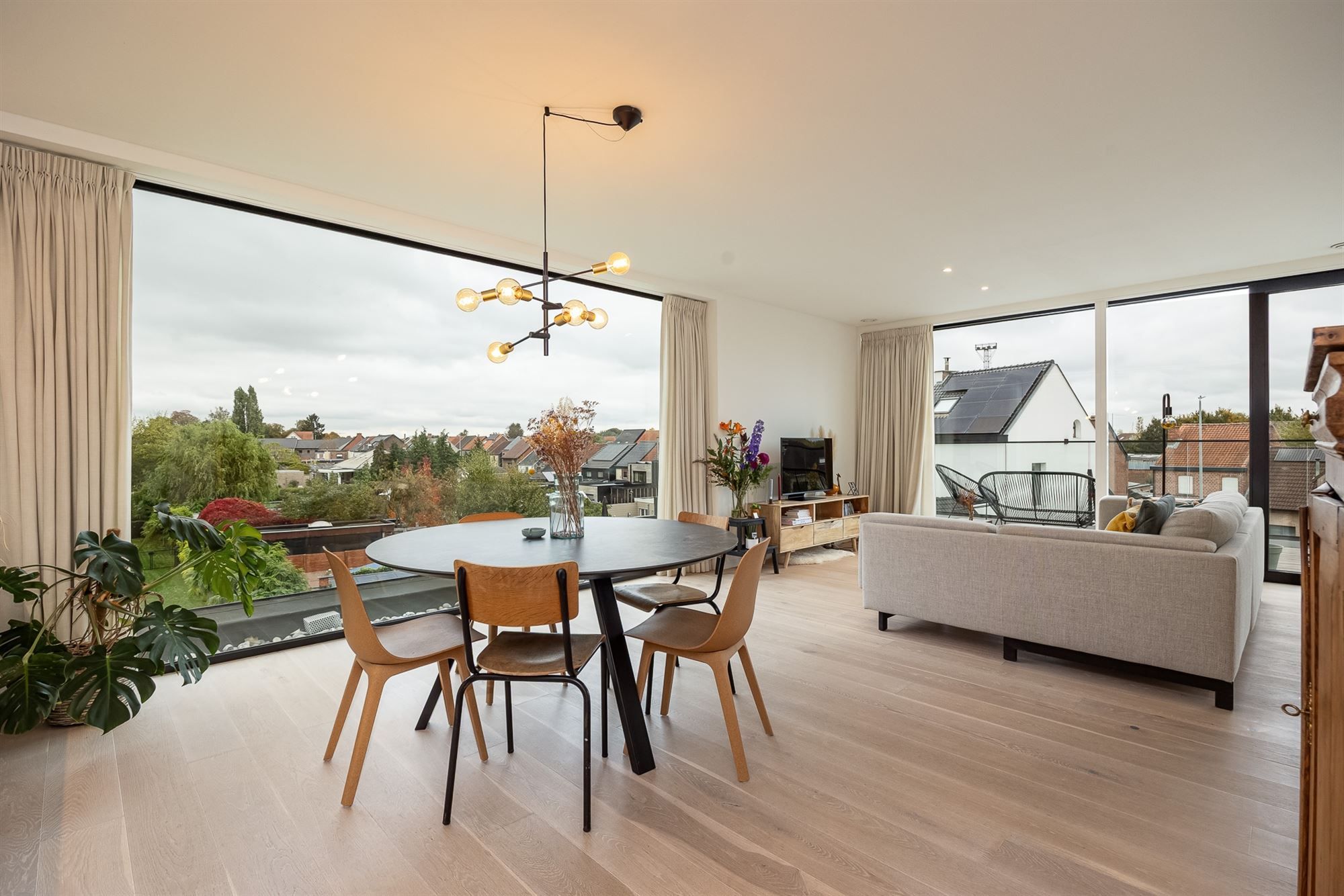 Prachtig Penthouse app. met ruim terras  foto {{pictureIndex}}