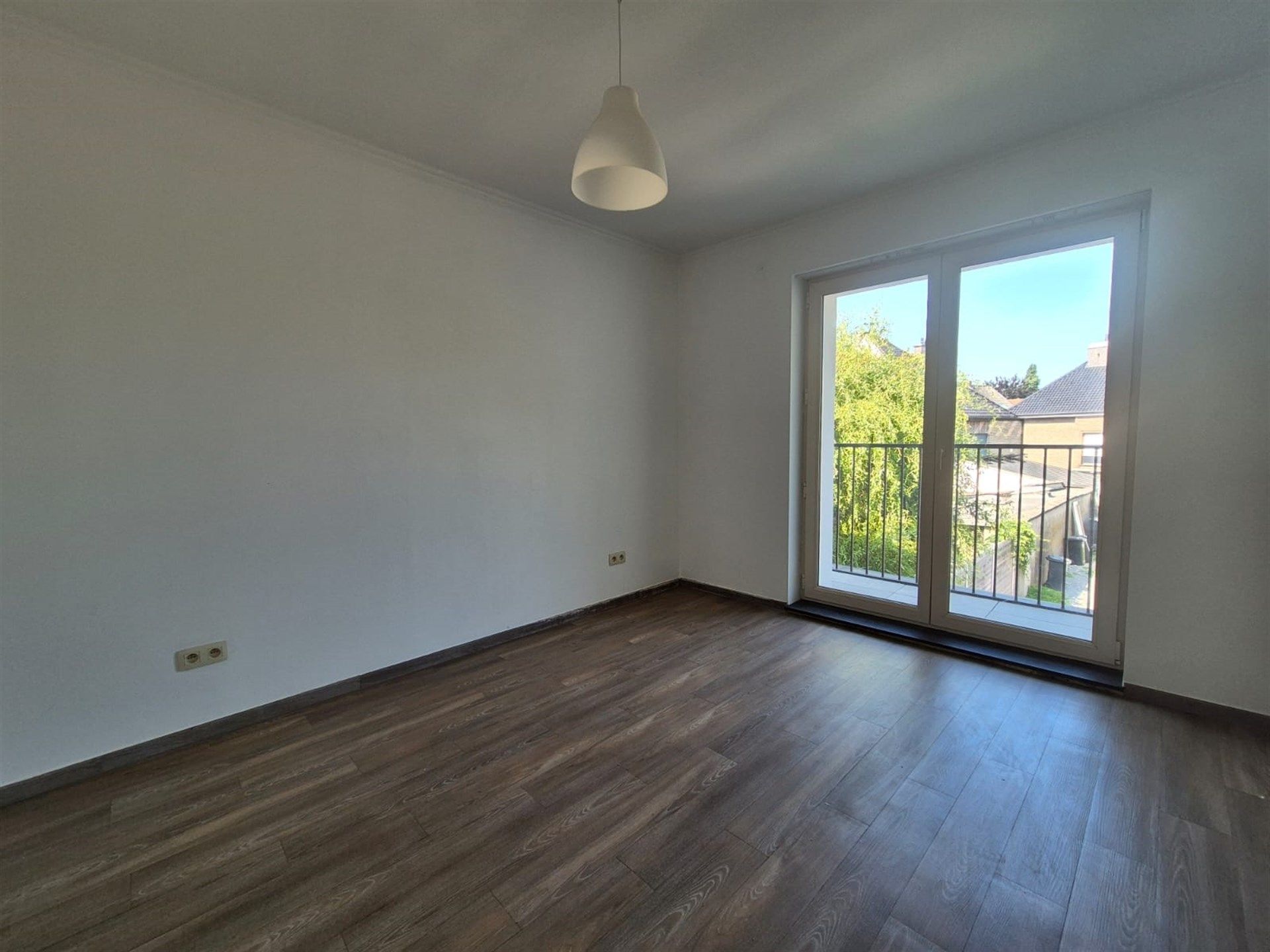 Instapklaar gerenoveerd appartement op gunstige locatie. foto 16