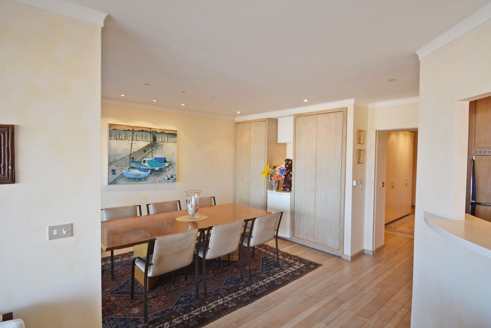 Appartement op de zeedijk met inpandig terras en mooi zeezicht foto {{pictureIndex}}