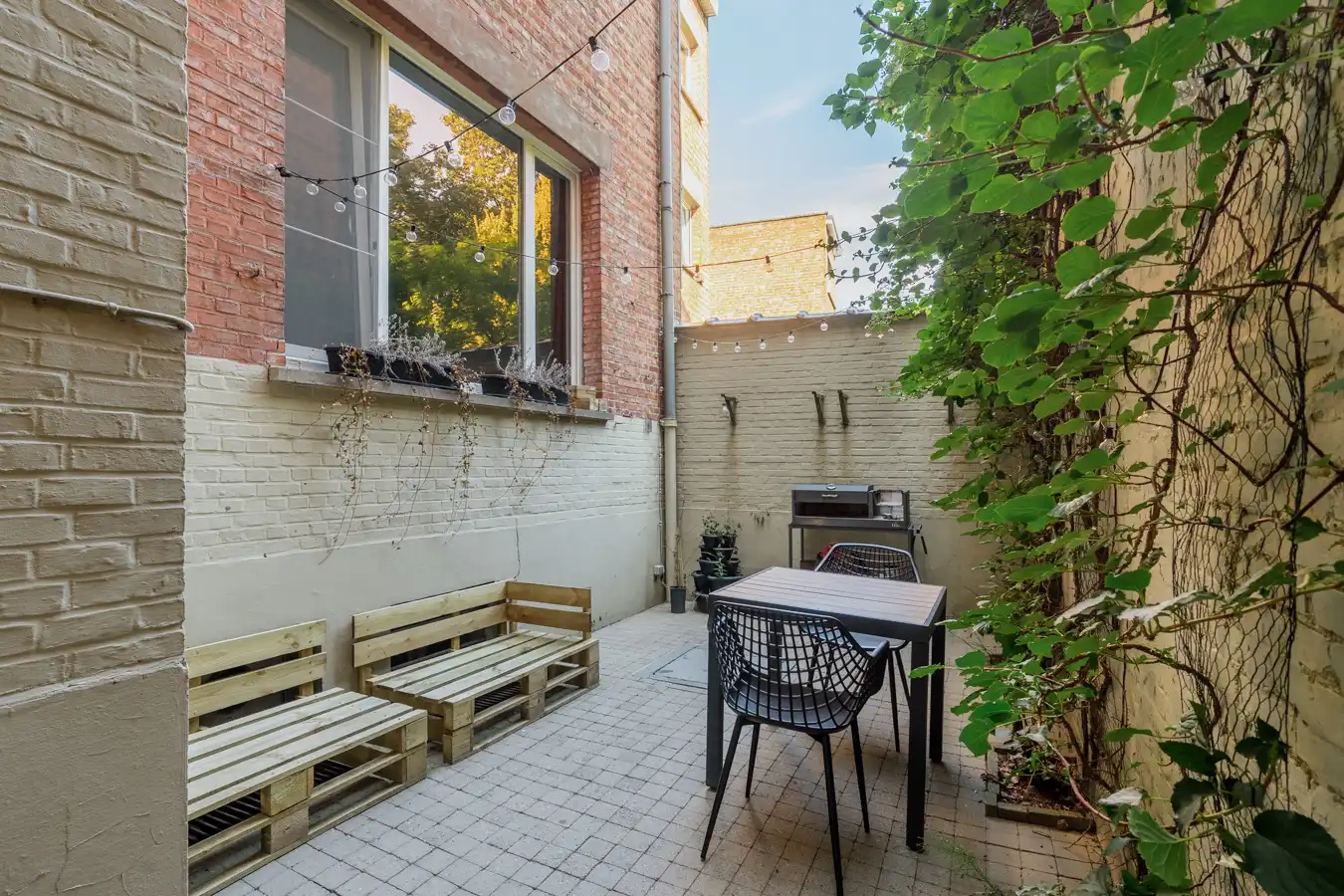 Green apartment met terras en Argentijnse vibes in de wijk Pulhof foto 8