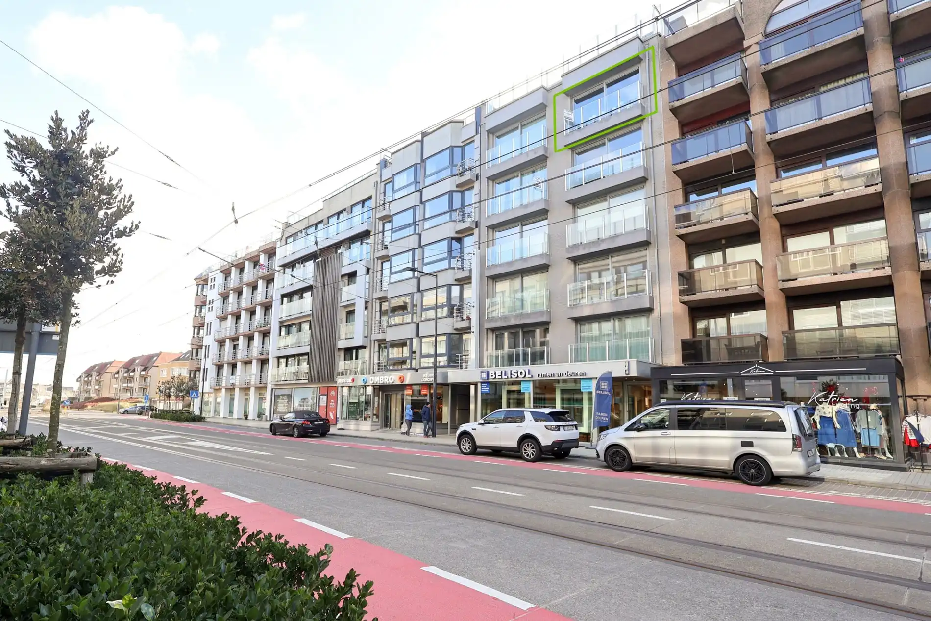 Modern appartement met 2 slaapkamers en parking te Oostduinkerke foto 16