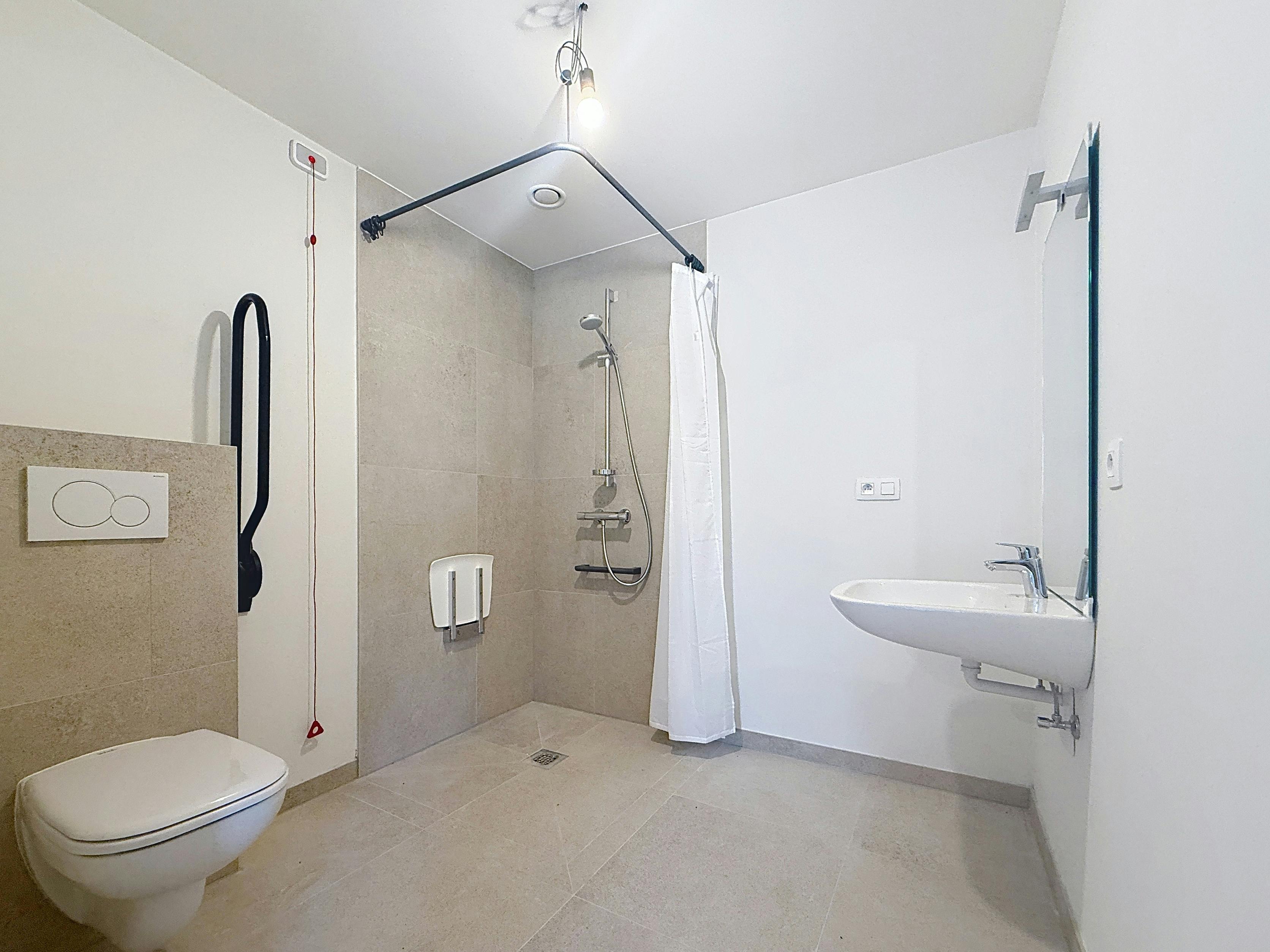 Zorgeloos wonen in een nieuwbouw assistentieflat te Maldegem foto 9