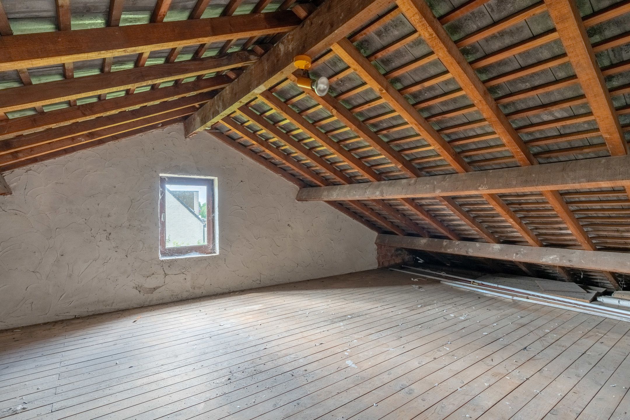 Ruime, te renoveren woning met vergund magazijn te Beerse foto 24