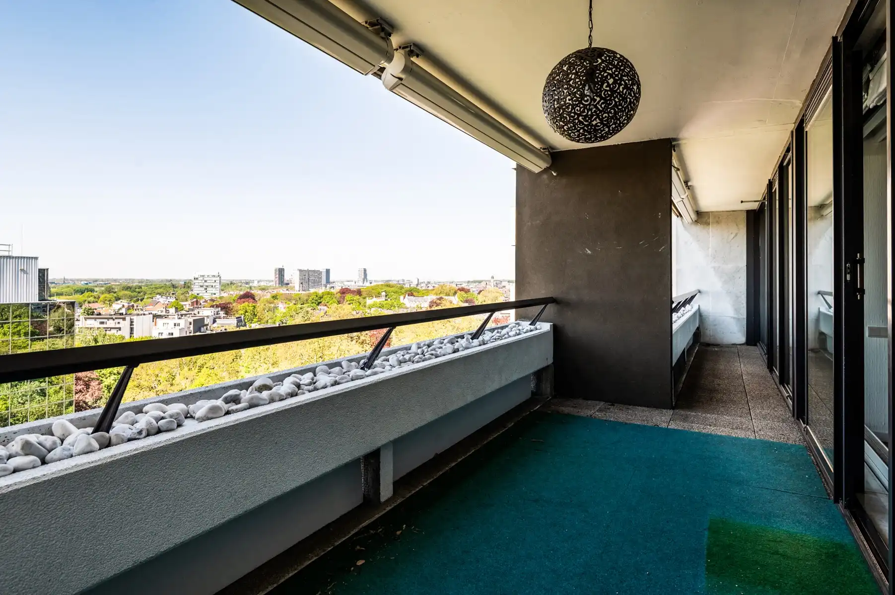 Licht en gezellig appartement 135m² + 22m² terras foto 8