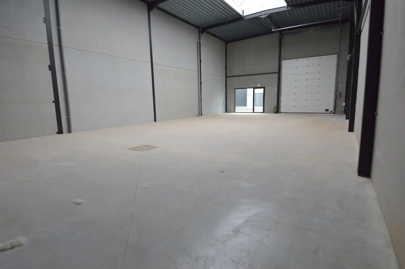 Nieuwbouw KMO-Unit in Waregem/Sint-Eloois-Vijve incl. 2 standplaatsen (Unit 2) te huur foto 4