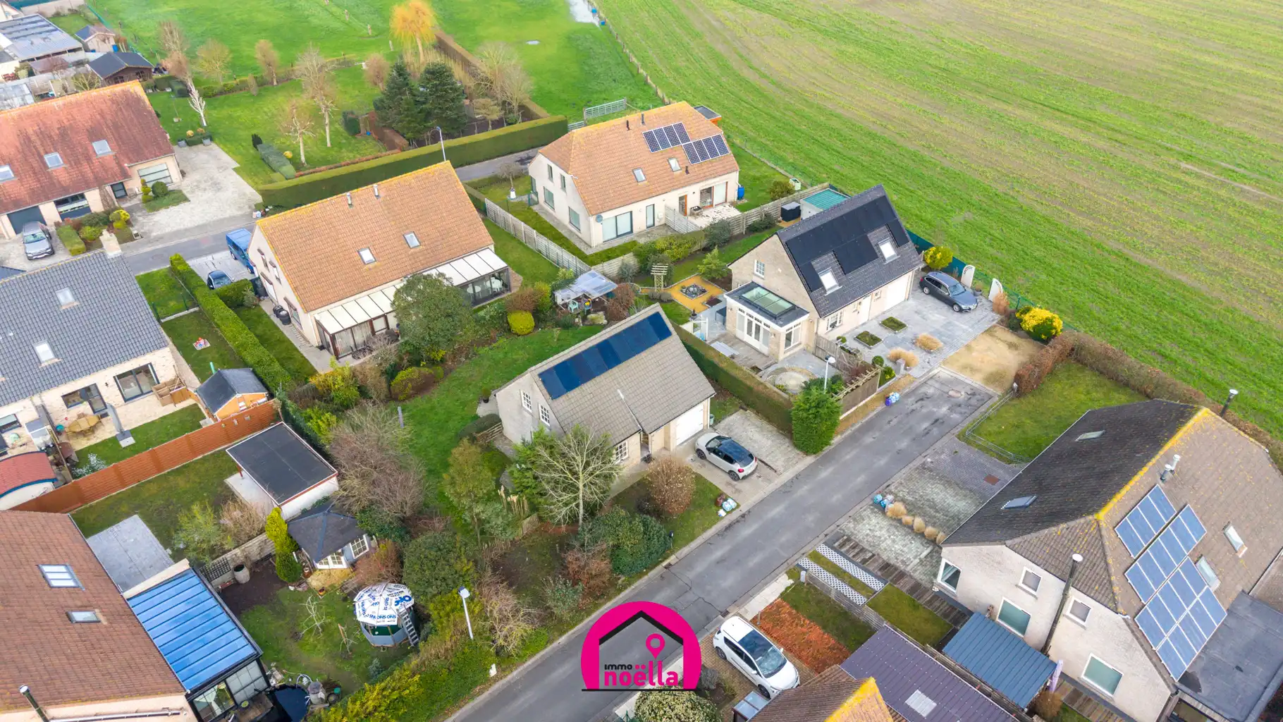 Instapklare woning met 4 slaapkamers, tuin en zonnepanelen foto 2