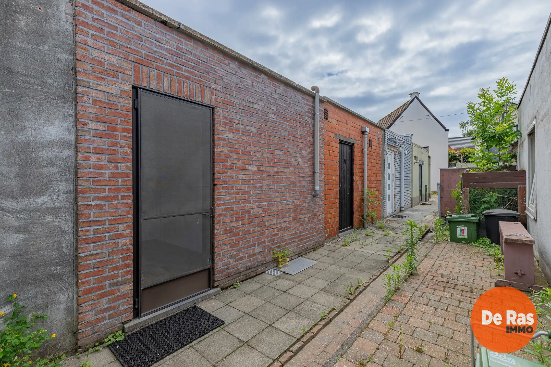 WETTEREN - Rijwoning nabij centrum en station Wetteren foto 15