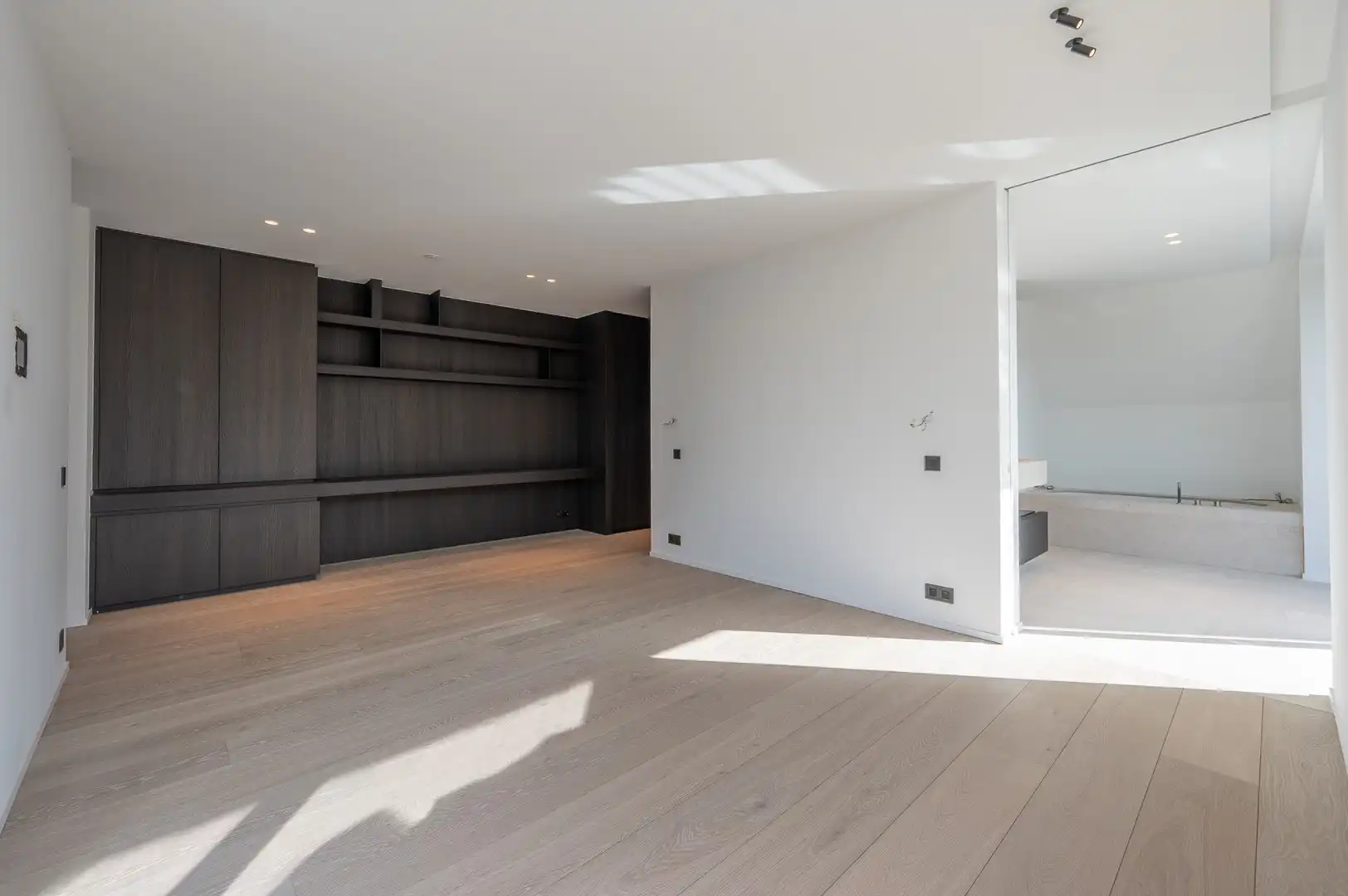 Uitzonderlijke luxueuze nieuwbouwvilla met zwembad in een residentiële buurt te Knokke foto 21