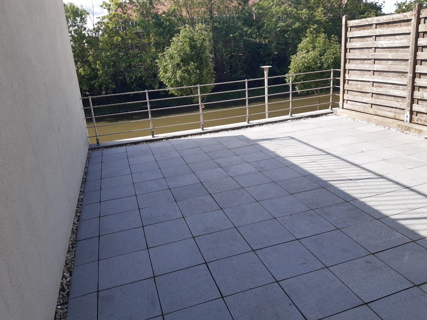 Gelijkvloers appartement met prachtig terras. foto 21