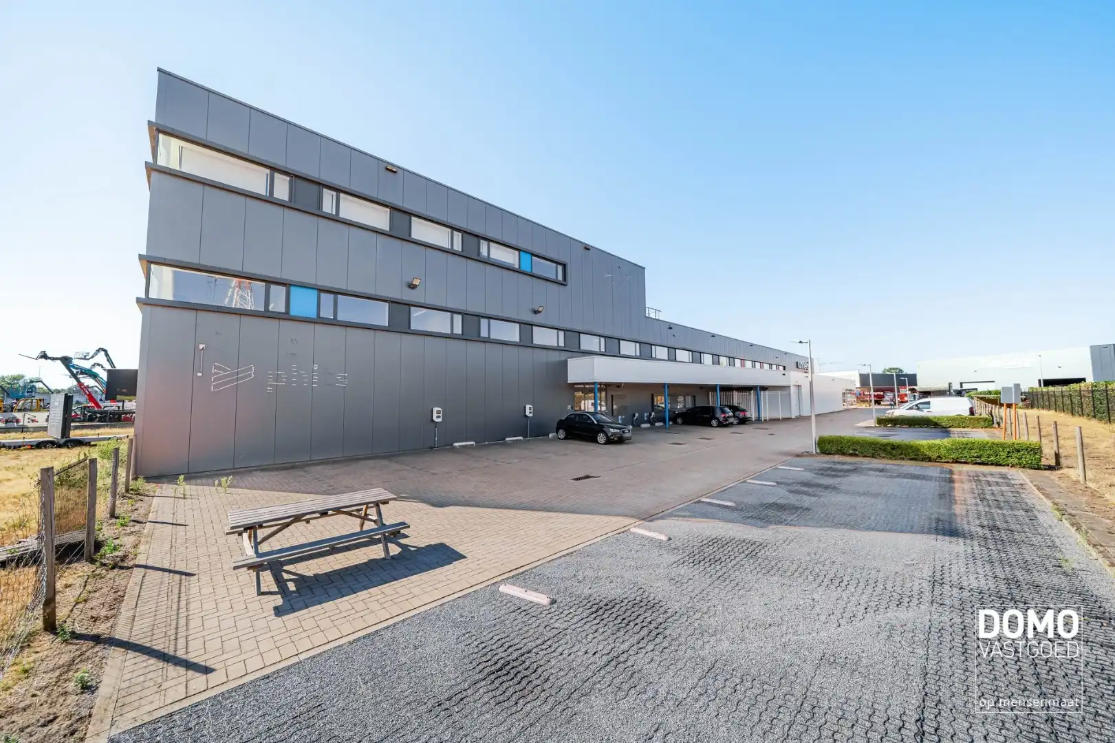 INNOVATIEVE RUIMTE MET LABO, LOGISTIEKE VOORZIENINGEN EN RESEARCH & DEVELOPMENT IN EEN ECO-BEDRIJFSGEBOUW TE PAAL foto 25