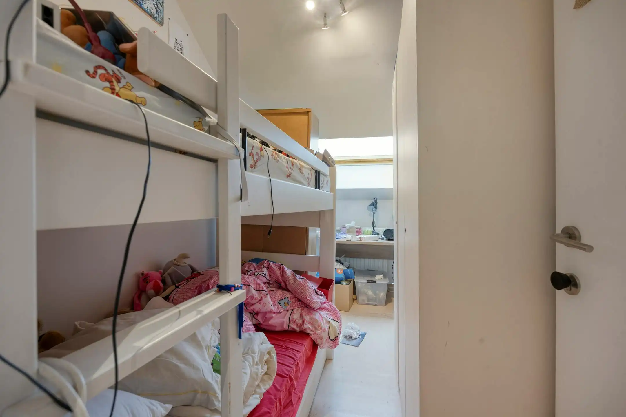 Op te frissen herenhuis met 7 slaapkamers en stadstuin. foto 60