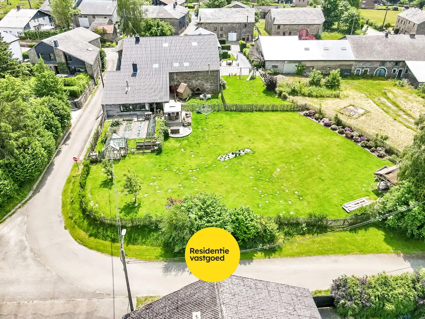 Drie gerenoveerde vakantiewoningen in de Ardennen! foto 29