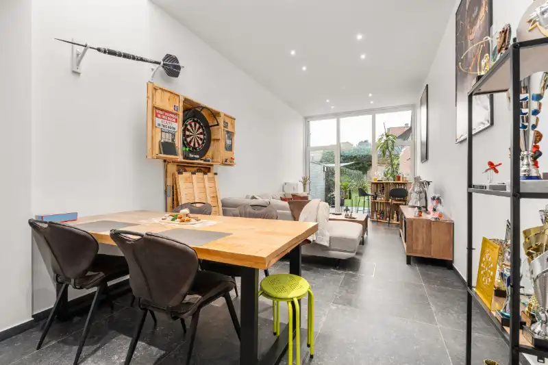 Instapklare rijwoning nabij centrum foto 3