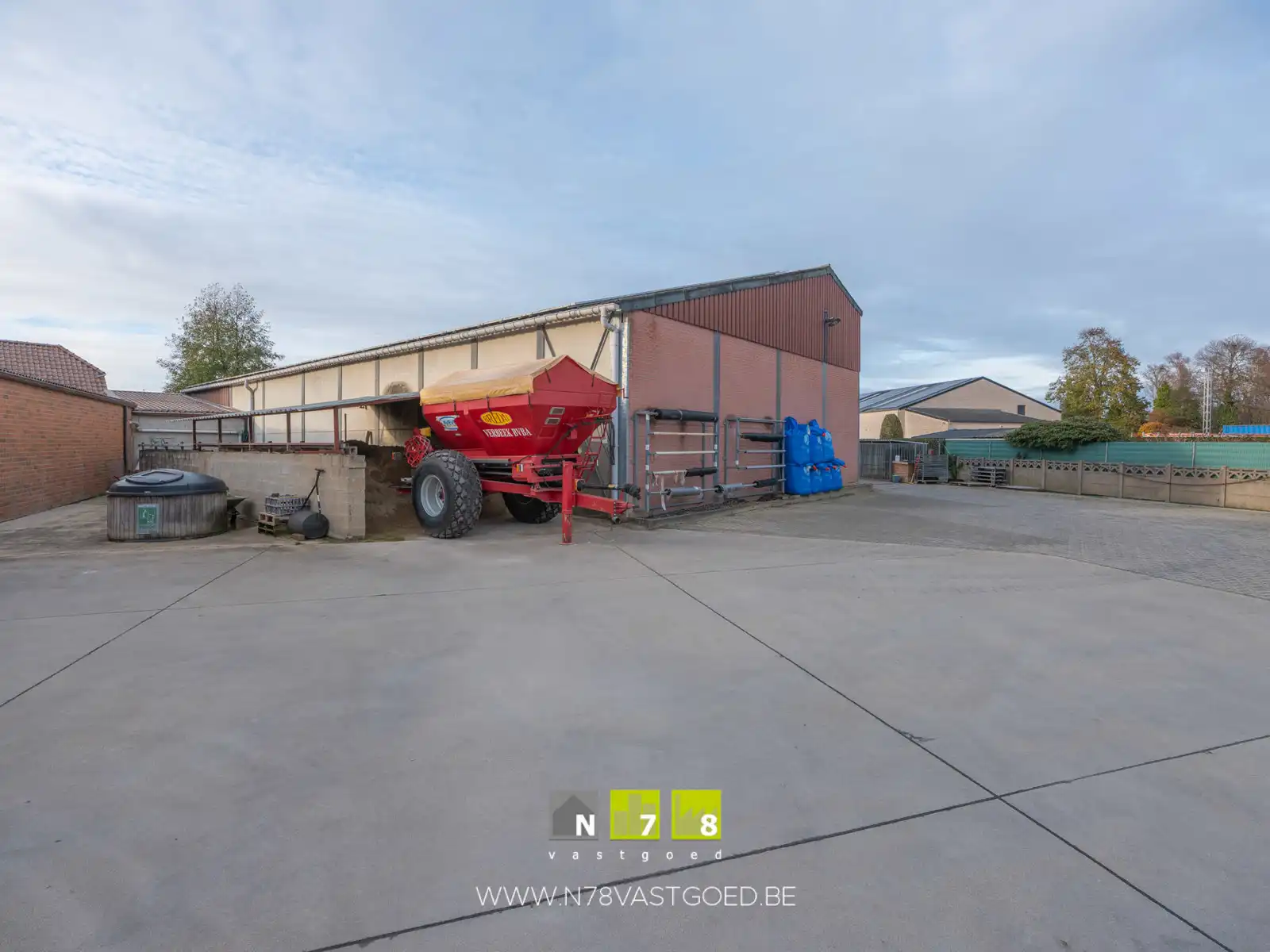 Gebouw te koop foto 15
