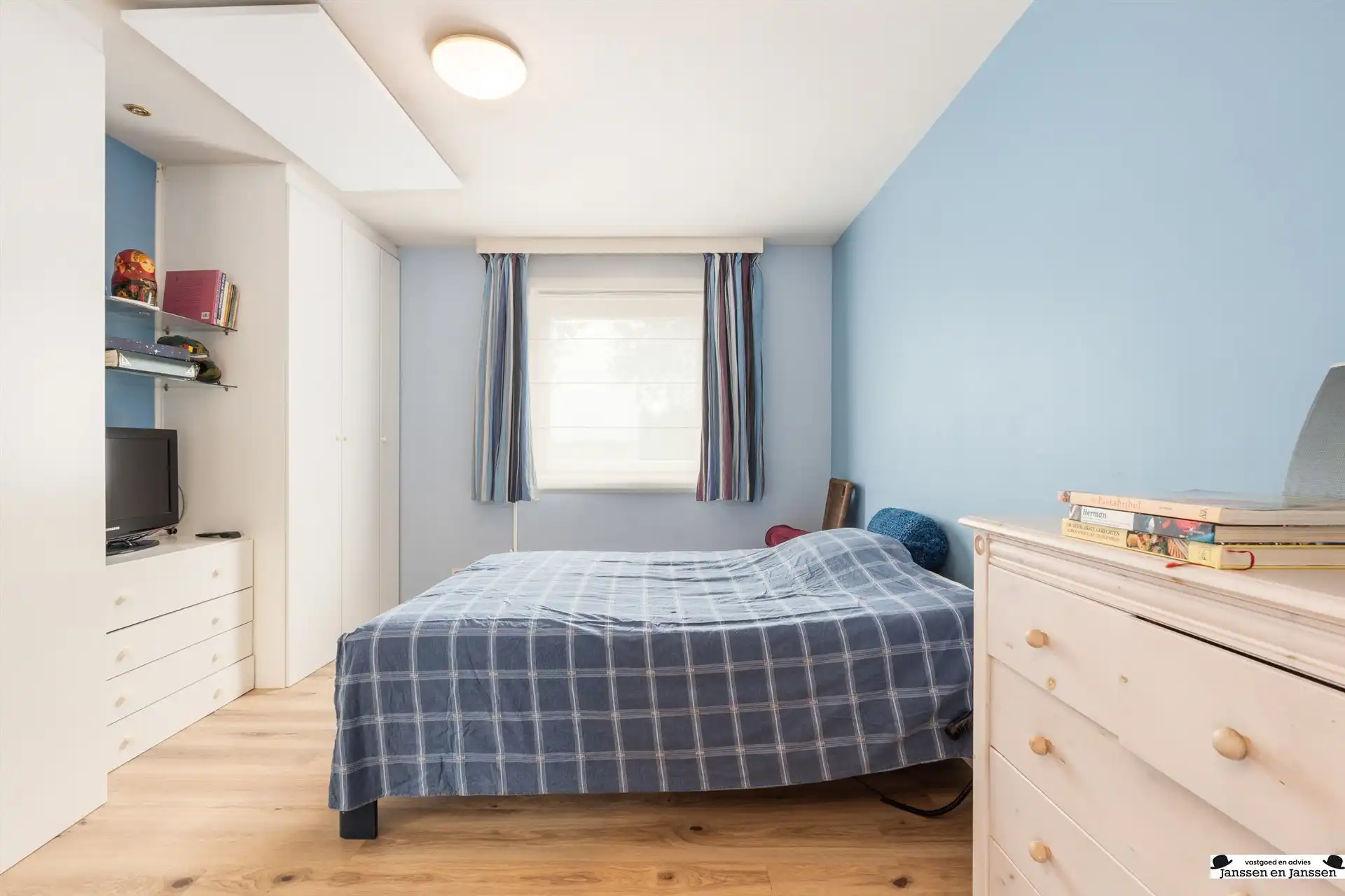 Unieke laagbouwwoning met 4 slaapkamers foto 13