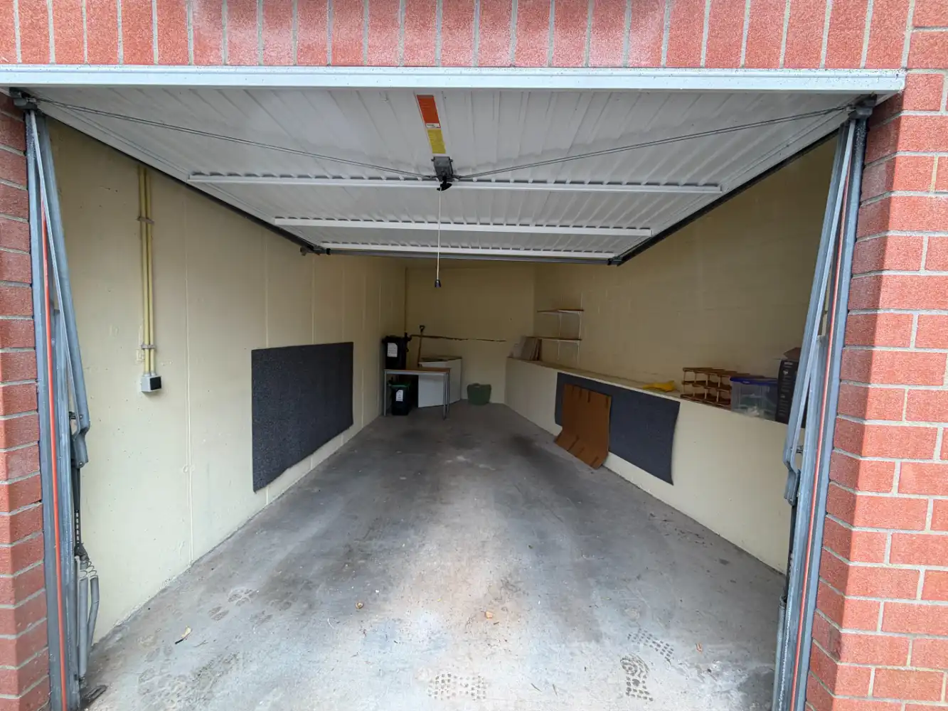 Instapklaar appartement met groot terras en twee slaapkamers. Garage bij te huren in hetzelfde gebouw. foto 20