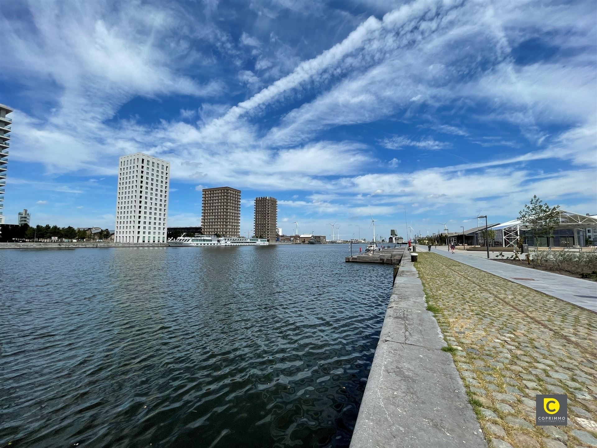 Nieuwbouw studio op een toplocatie op het Eilandje foto 15