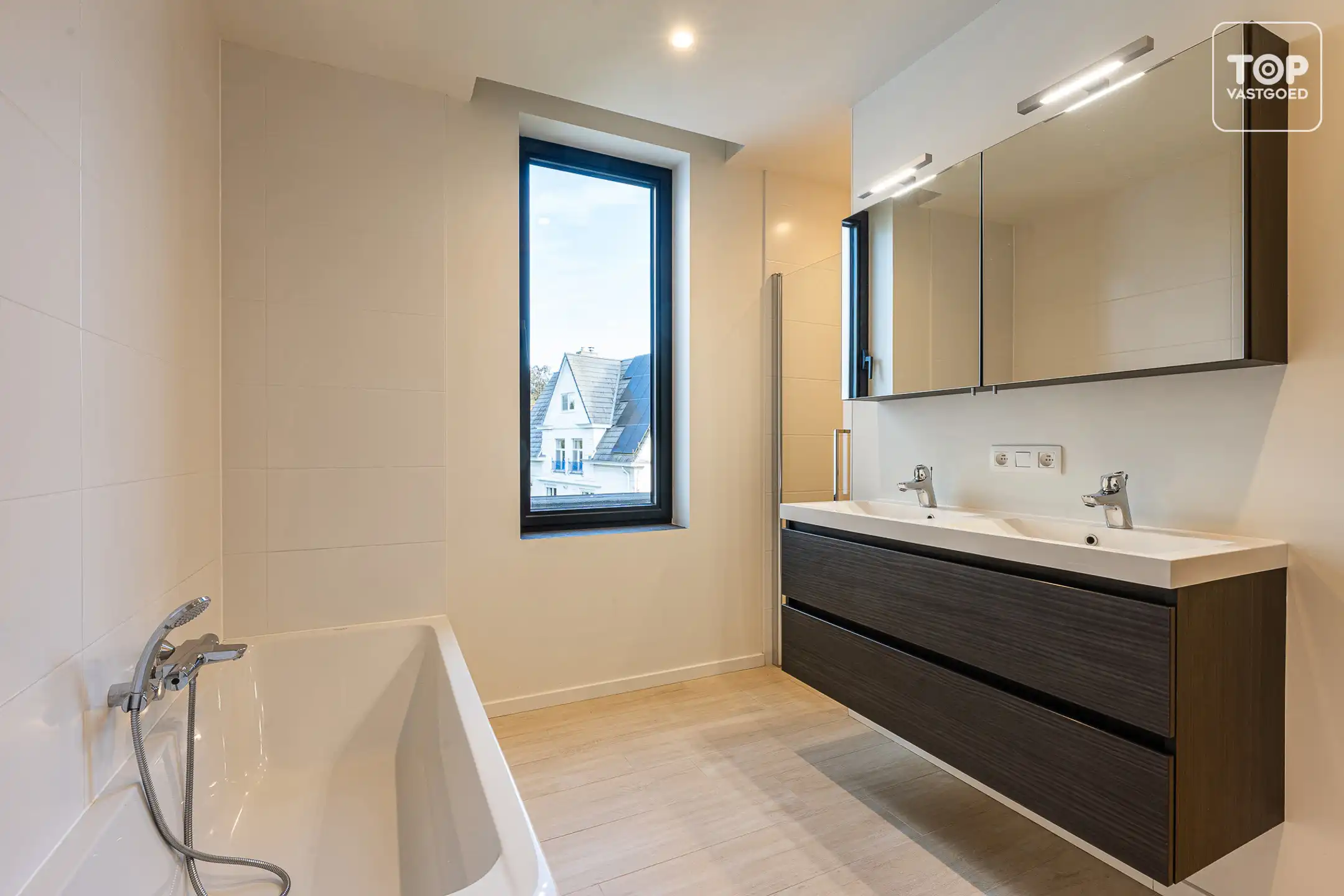 Recente BEN-woning in rustige en kindvriendelijke buurt nabij de Bourgoyen foto 18